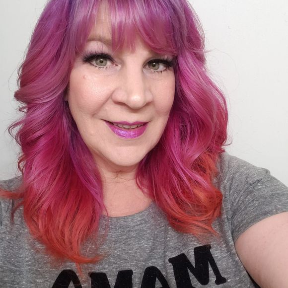 Meet your Posher, Betsy - Picture 1 of 1